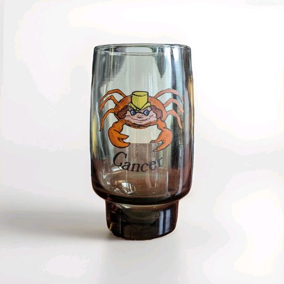 Vintage Cancer Zodiac Drinking Glass – Astrology Barware – Smoky Glass Crab Cup - Picture 1 of 5